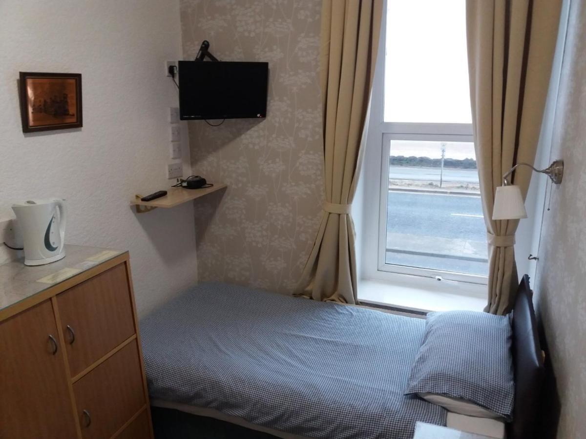 Гостевой дом Beachcomber 3*